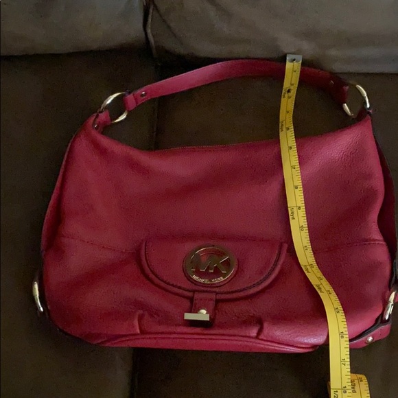 MK Shoulder Bag - Picture 5 of 5